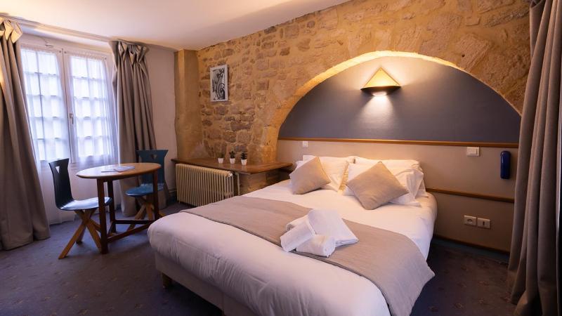 Superior Double Room image 1