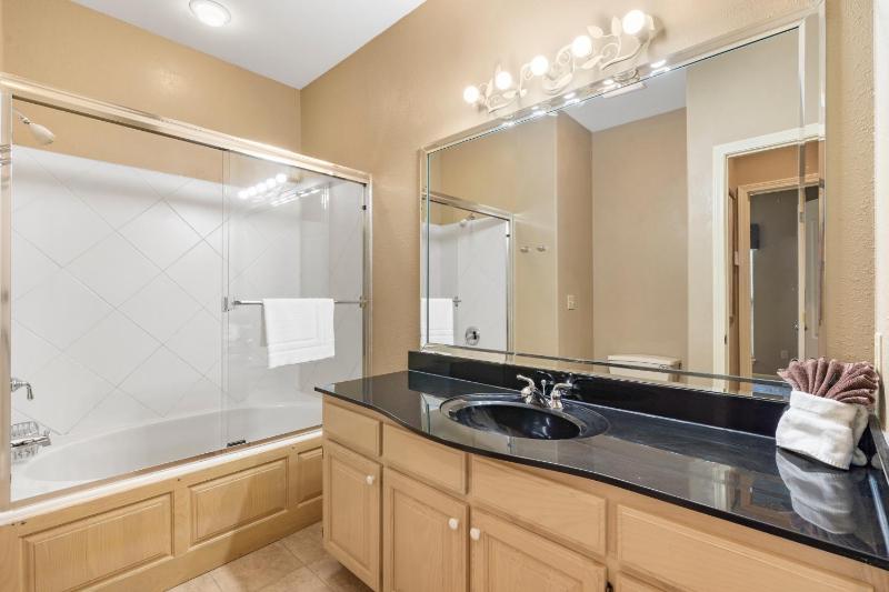 Two-Bedroom Apartment image 3