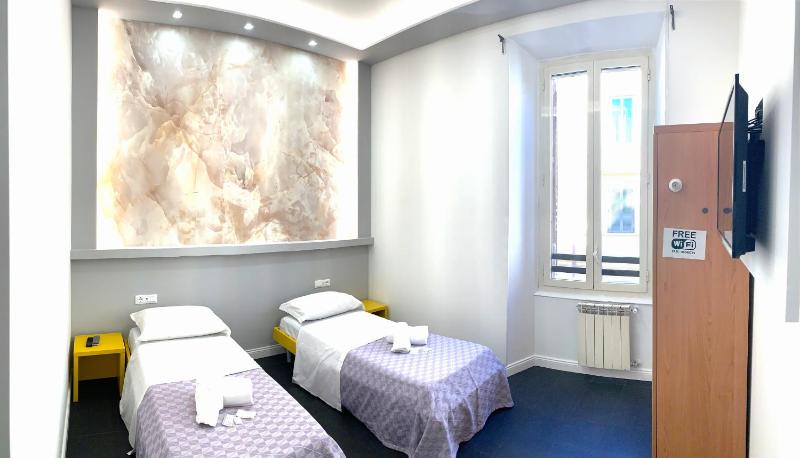 Superior Double or Twin Room image 4