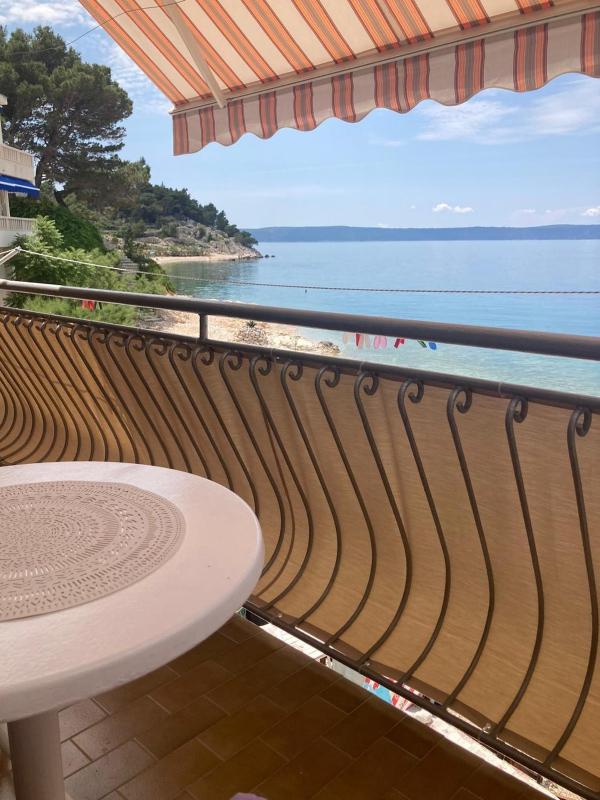 Studio with Balcony and Sea View image 3