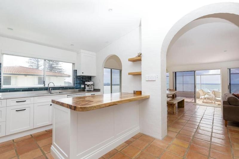 Luxe Oceanfront Penthouse! Yamba's best Suncrest 5 - image 6