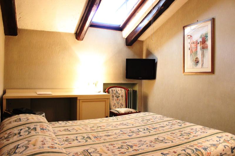 Double Room with Small Double Bed image 1