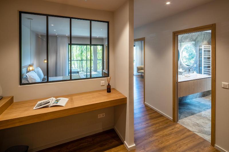  Suite Confort Pinede image 1