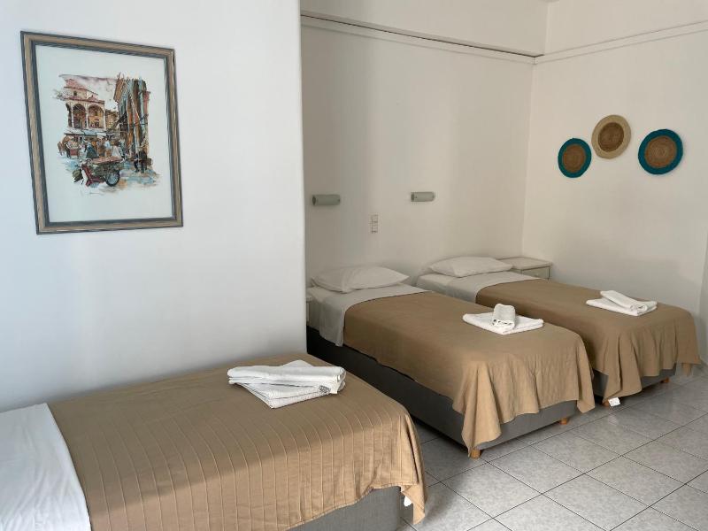 Triple Room image 4