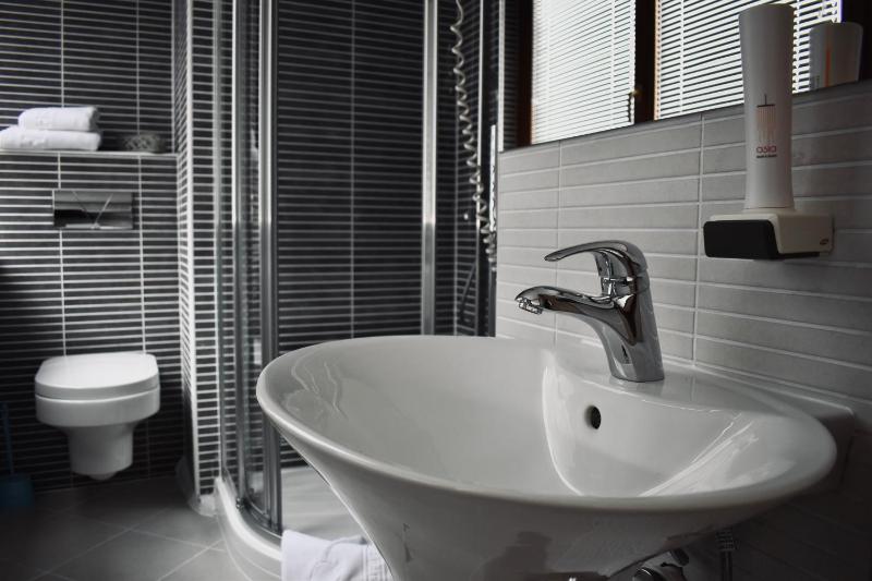 Hotel City View Deluxe - image 7