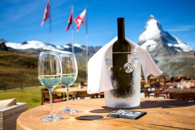 Double Room with Matterhorn View image 1