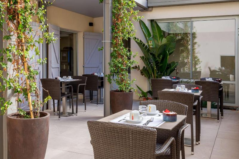 Best Western Hotel & SPA Coeur De Cassis - image 26