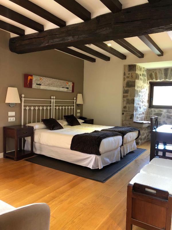 Superior Double Room image 2
