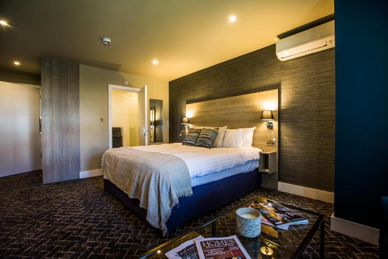 Deluxe Double Room image 1