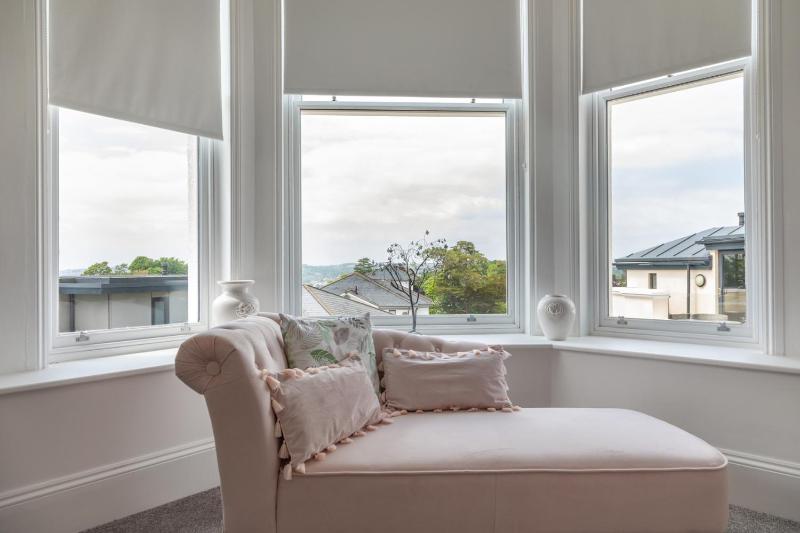 Rutland Heights - image 8