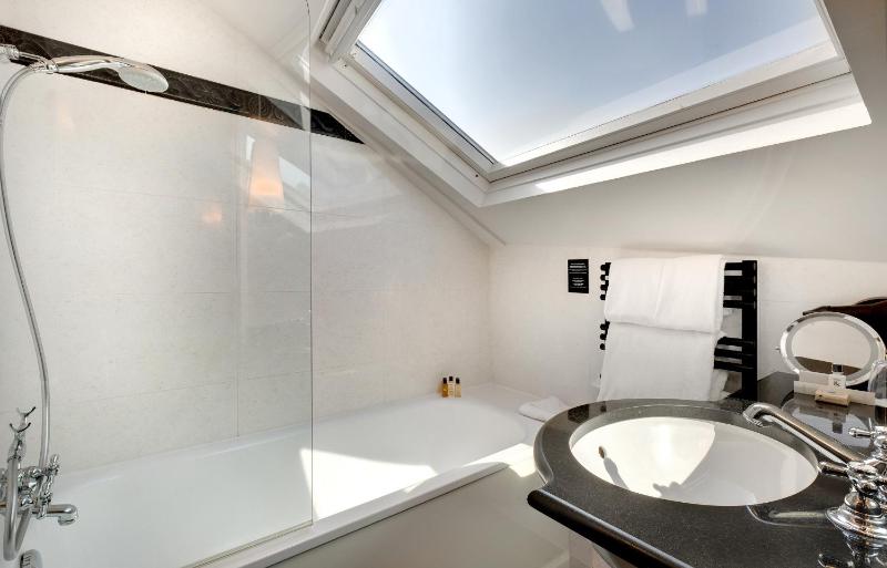 Suite image 2