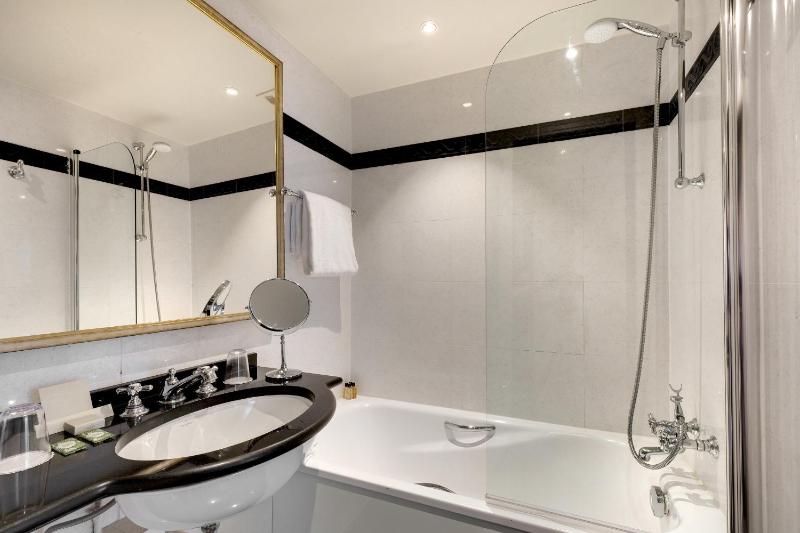 Triple Room image 1