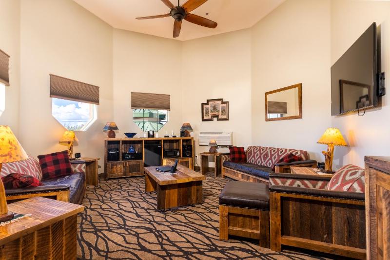 Two-Bedroom Suite image 1