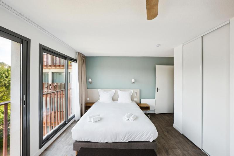 Economic Apartment with Double Bed and Sofa Bed image 1