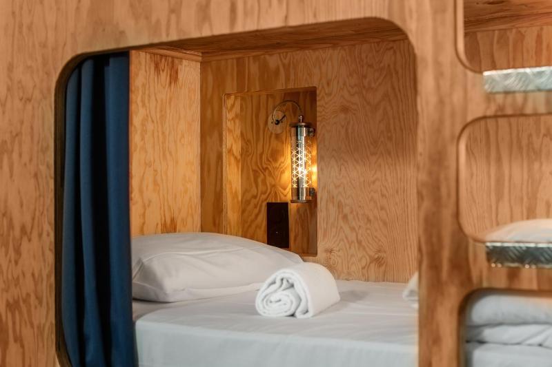 Eklo Hotels Montpellier Centre Gare Saint-Roch - image 25