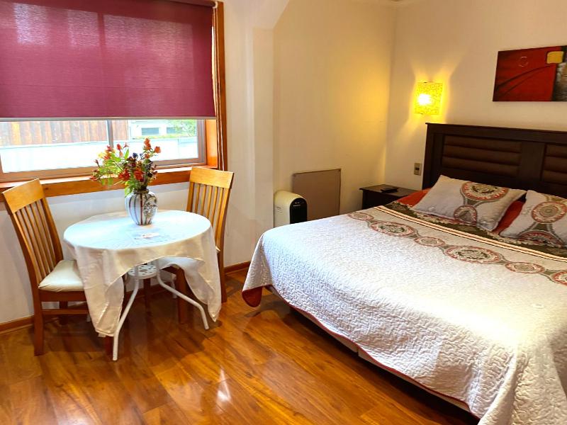 Nubes Hotel - image 6