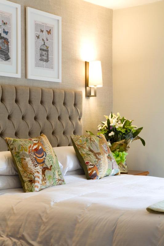 Double Room image 3