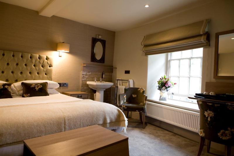 Double Room image 2