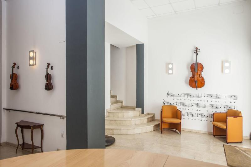 Hotel Valencia de la Musica - image 10
