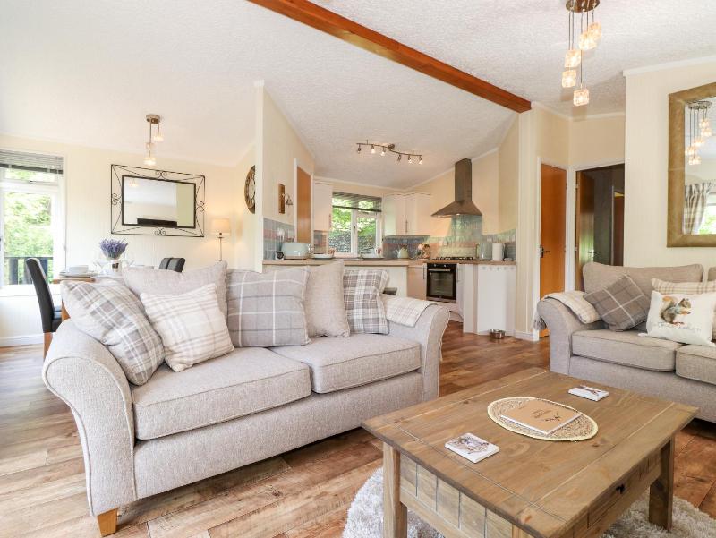 Nutkins Lodge - image 28