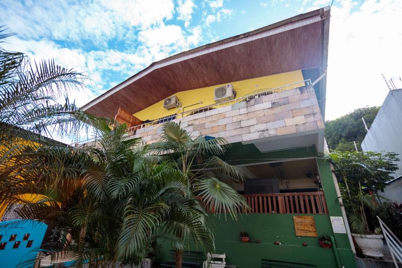 Local Hostel & Suites Manaus - image 10