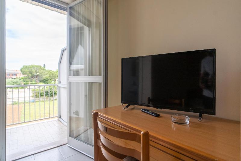 Triple Room image 4