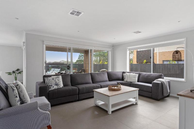 Coastal Grand On McKenzie - image 4