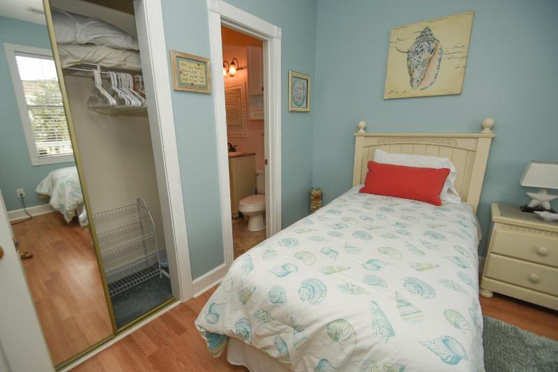 4673 Wild Iris Dr 203 Condo - image 18