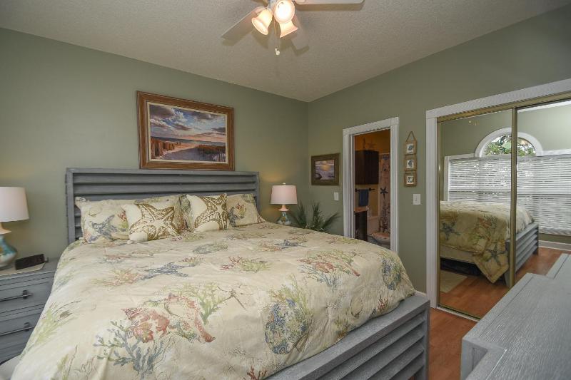 4673 Wild Iris Dr 203 Condo - image 9