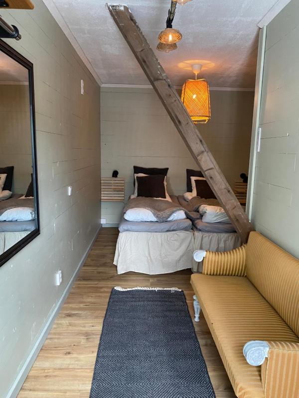 Double Room image 2