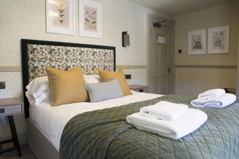 Double Room image 1