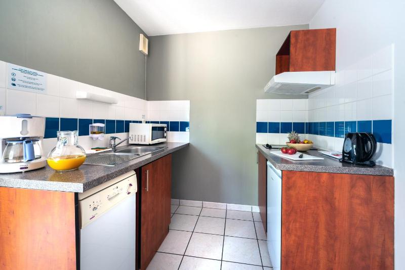 One Bedroom Apartment image 3