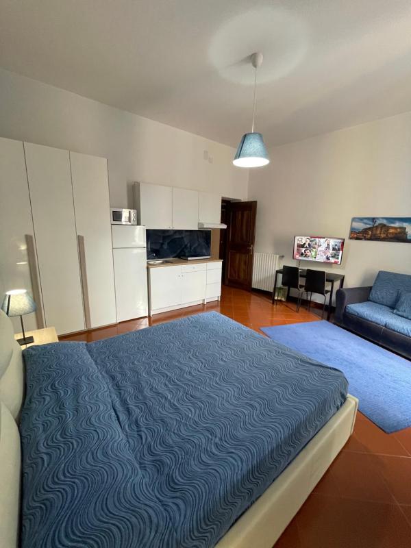 King Room image 4