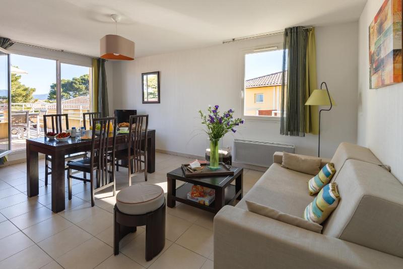 One-Bedroom Apartment (4 Adults) image 4