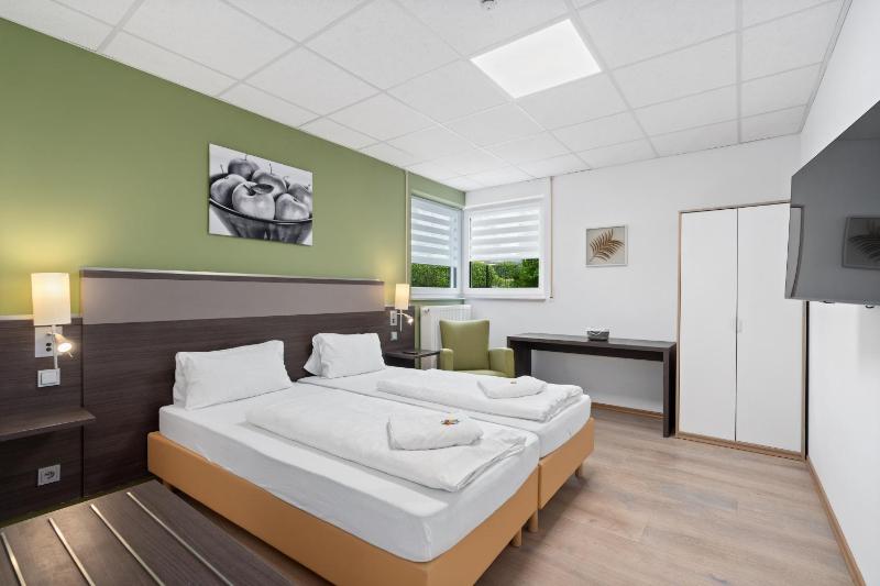 Ferien & Business Apartments Hotel Adler - image 43
