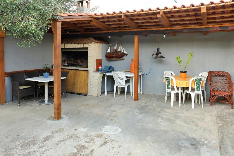 Grand Apartment Ljiljana - image 26