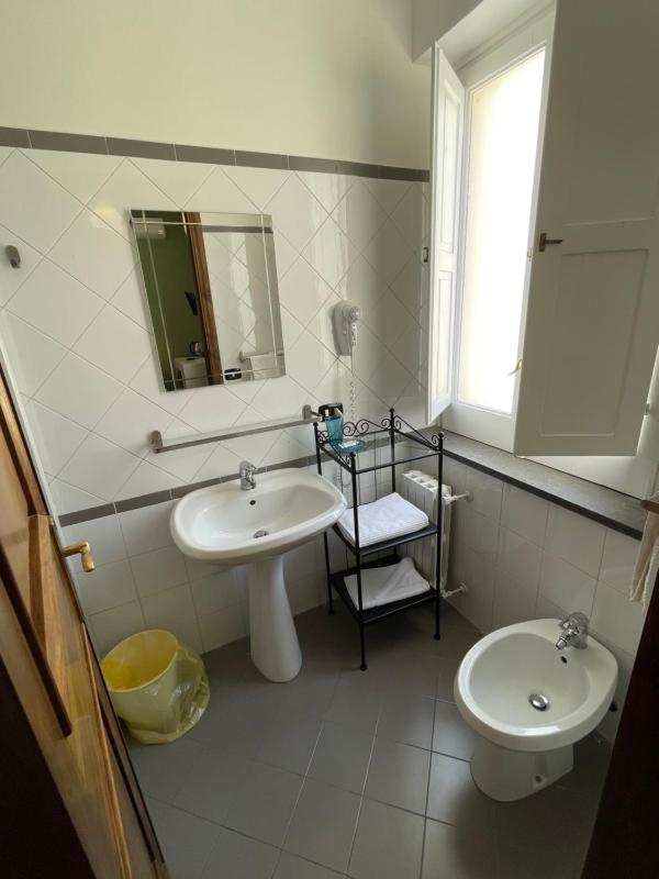 Economy Single Room image 3