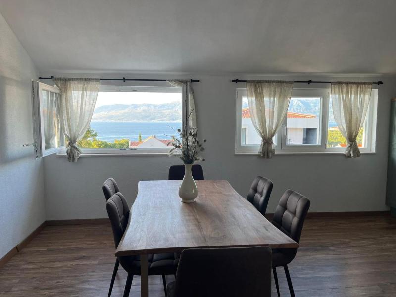 Apartment View - image 17