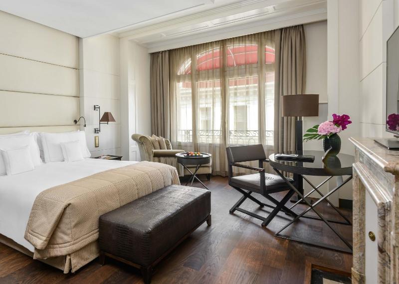 Premium Room City image 3