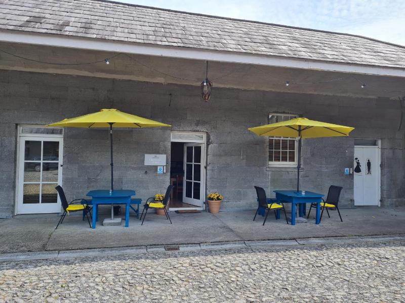 Loughcrew Courtyard House Images
