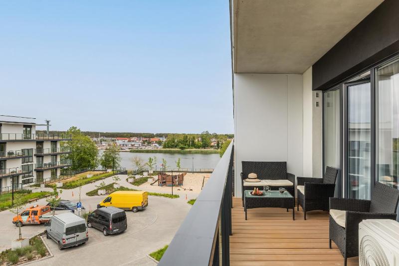 Lux Wellness Resort Apartments by the River by Renters Prestige - image 24