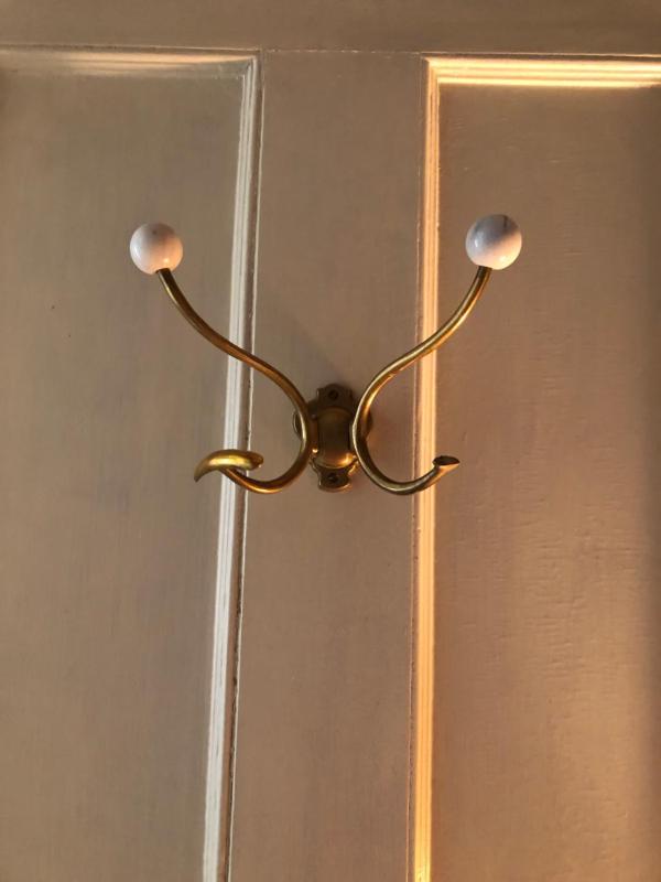 Deluxe King Suite image 3