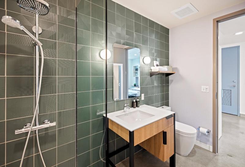 Studio Apartment image 2