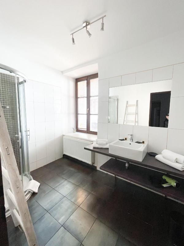 Double Room image 4
