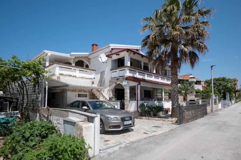Apartments by the sea Vir - 20712 - image 20
