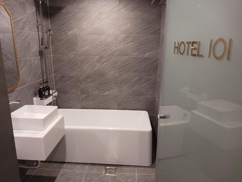 Hotel ONO - image 13