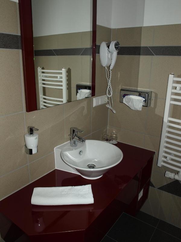 Double Room with Terrace image 3