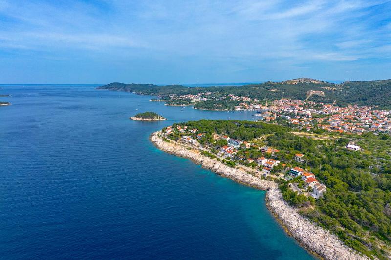 Mediterranean Summer House - image 15