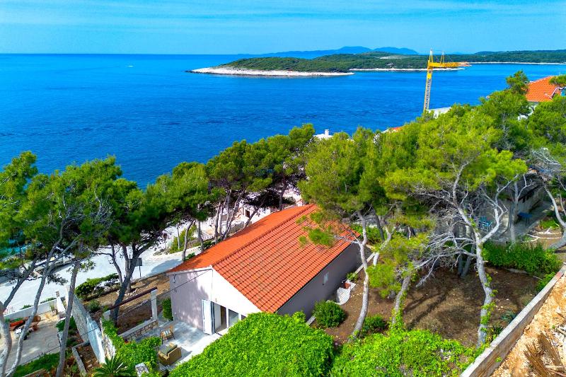 Mediterranean Summer House - image 13
