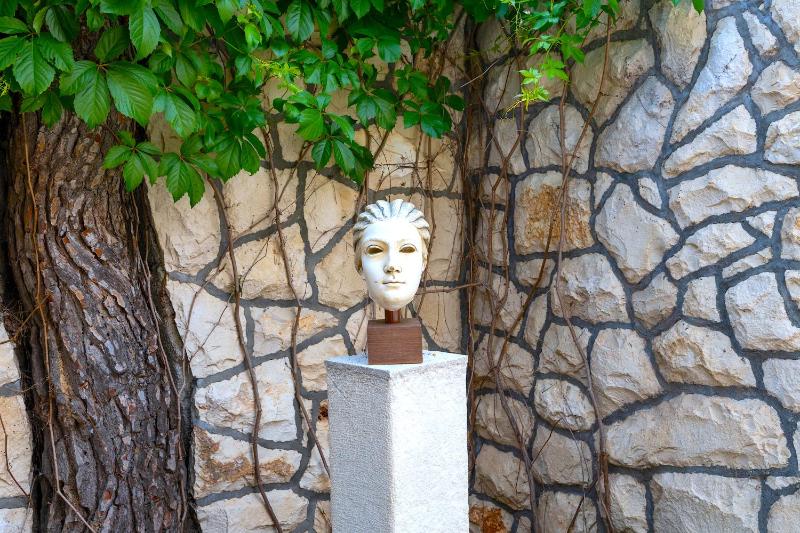 Mediterranean Summer House - image 26